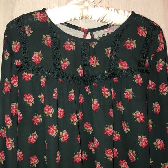LOFT M Emerald Green Floral Lace Yoke Detail Long Bell Sleeves High Low Blouse - Picture 5 of 13